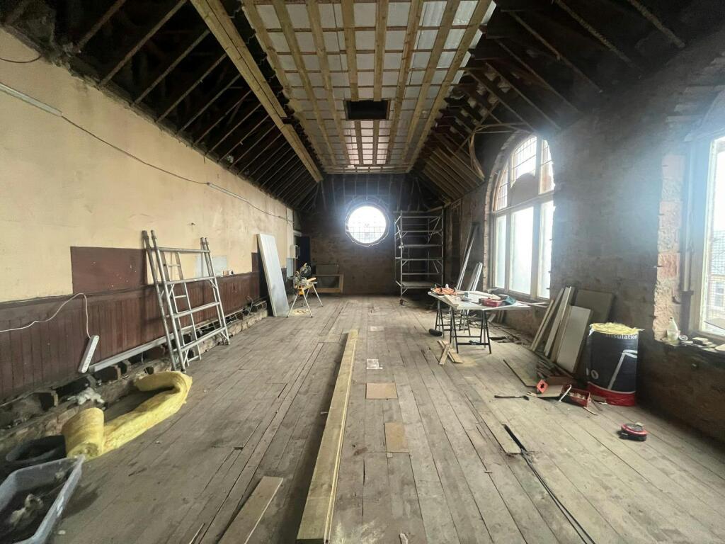 PHOTO 6.jpg