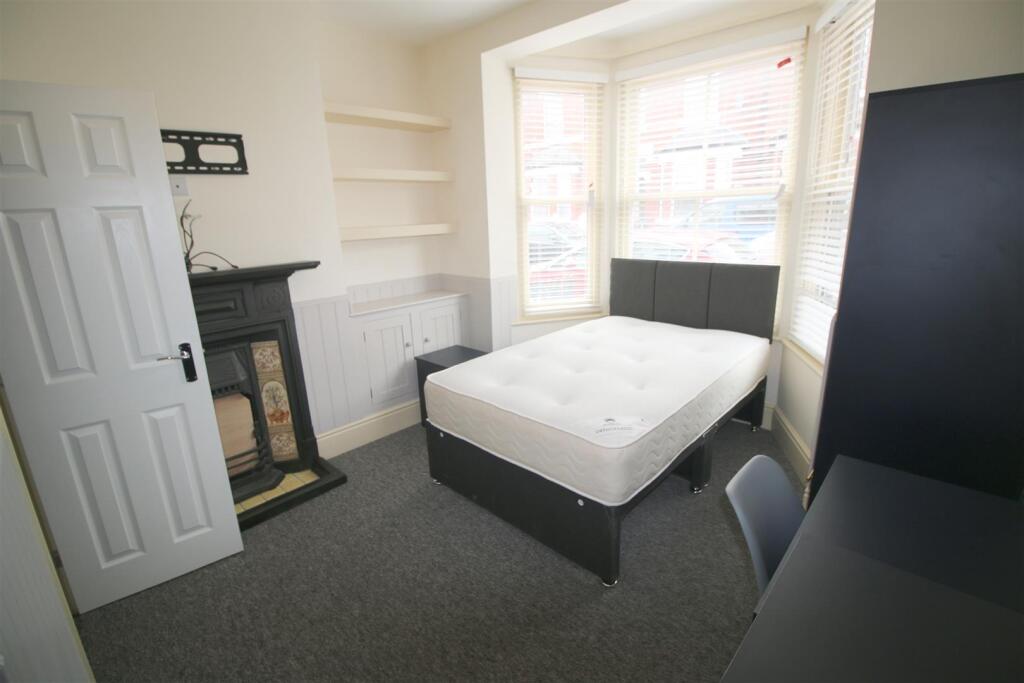House in Chester - View 5