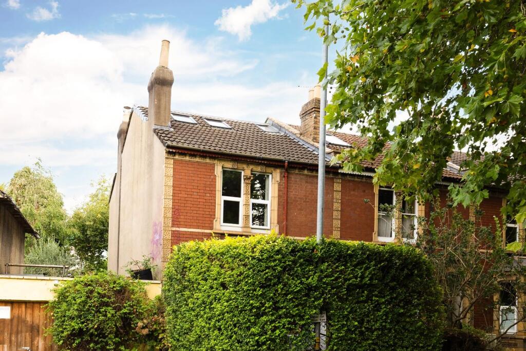 House in Bristol, Baptist Mills, St Werburgh's - View 2