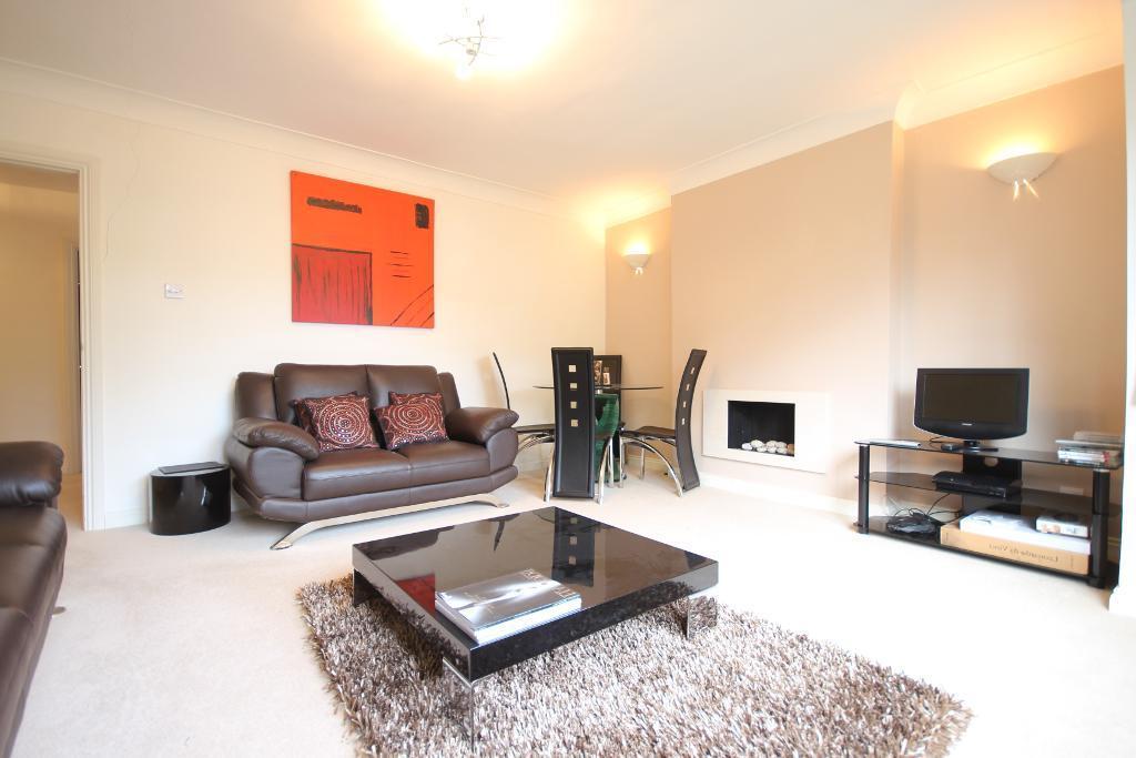 Apartment in London - View 2