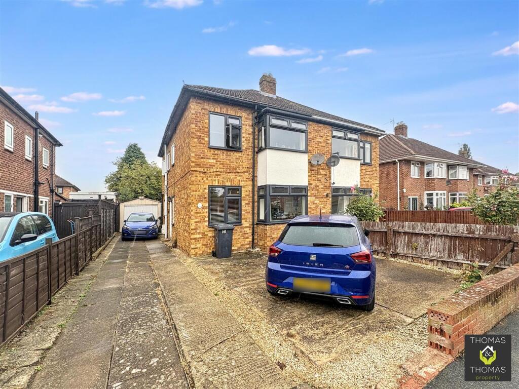Main image of property: Park Avenue, Longlevens