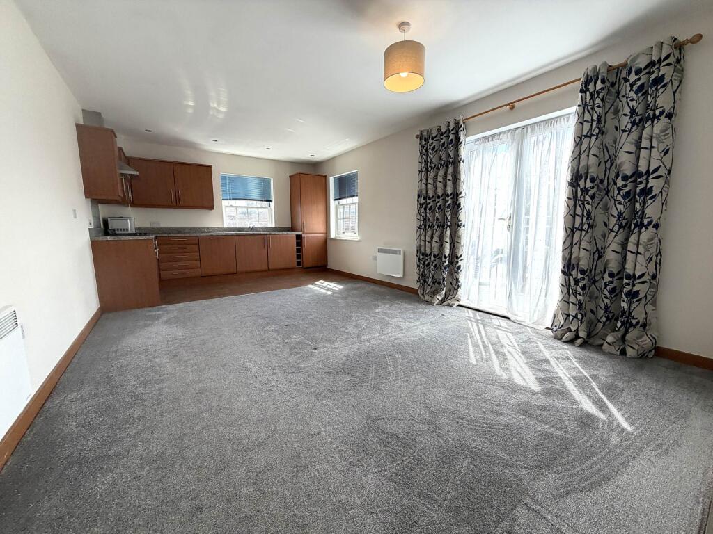 Apartment in Canterbury - View 2
