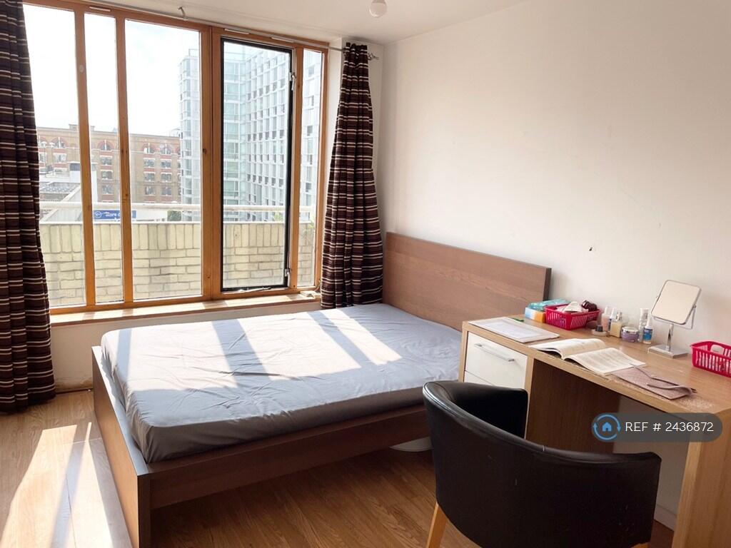 Main image of property: Chesterton Square, London, W8