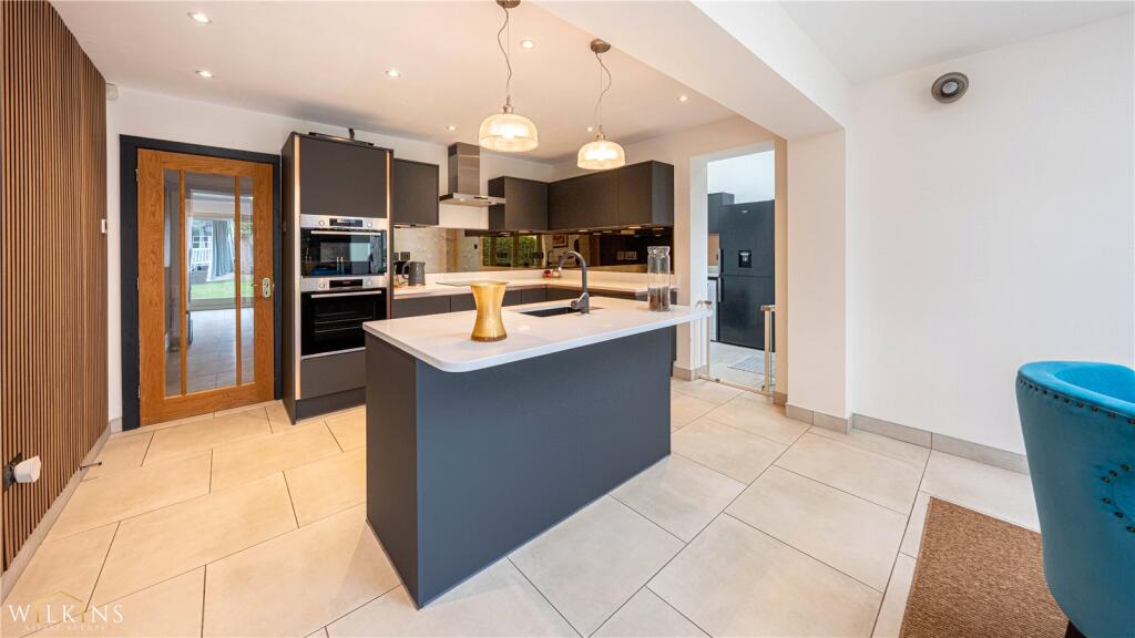Additional image 11 of Kempson Avenue, Sutton Coldfield, West Midlands, B72