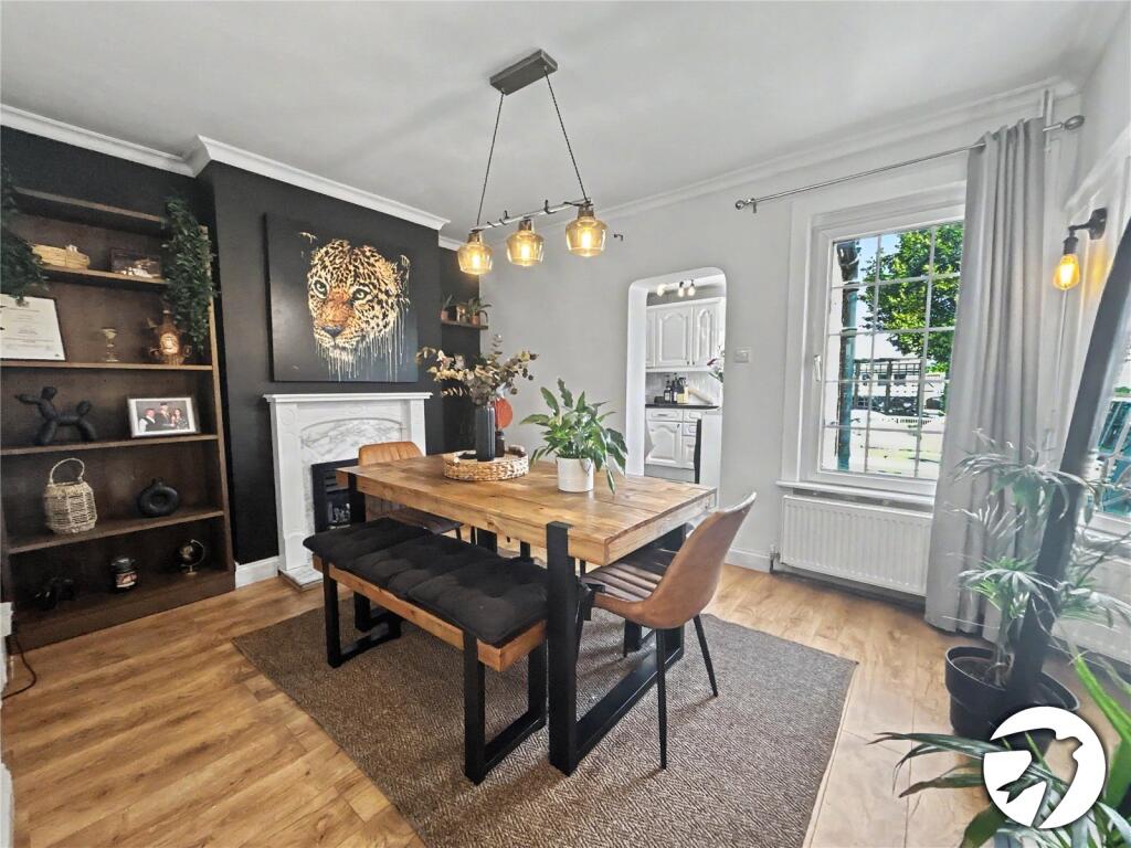 2-bed terraced on Haven Close, Sidcup, Kent, DA14, £400,000