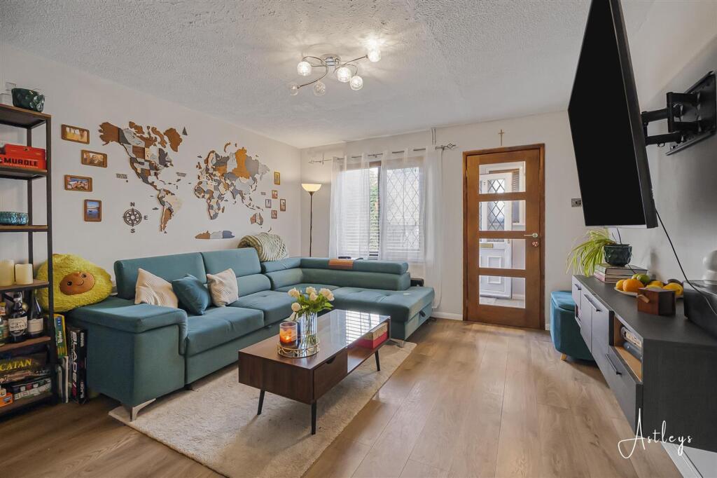 House in Swansea, Llangyfelach - View 2