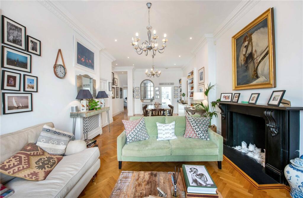 Apartment in London - View 5
