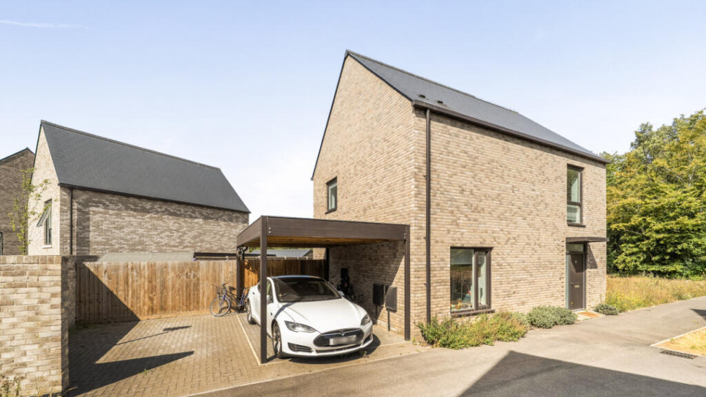 Main image of property: The Quadrant, Cambridge, CB5 8XW
