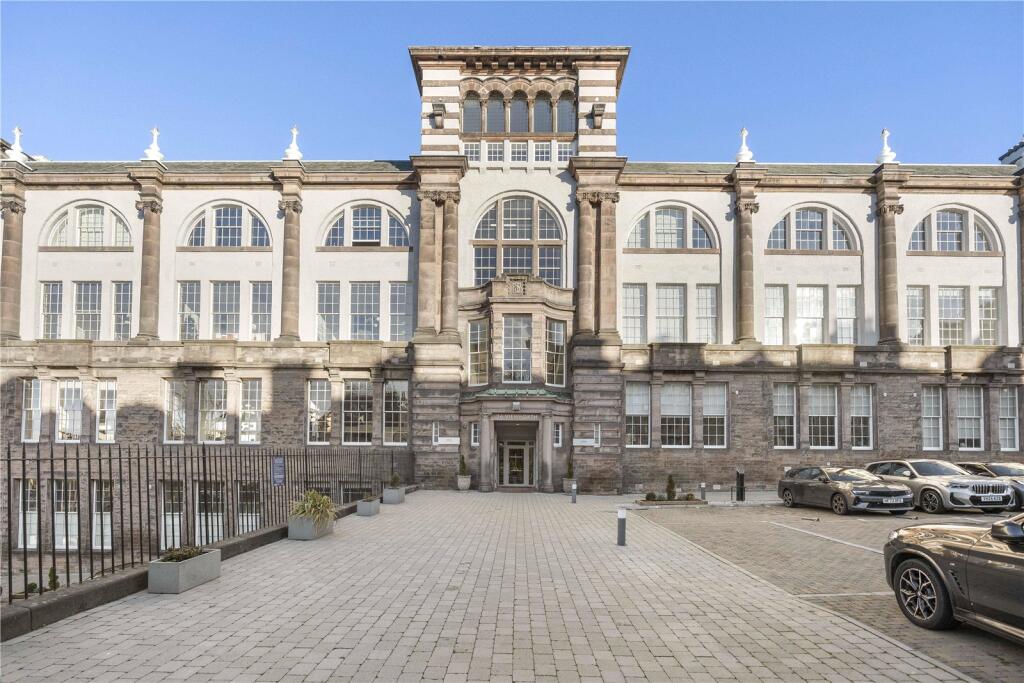Main image of property: Flat 51, 26 Viewforth, Bruntsfield, Edinburgh, EH10 4FF