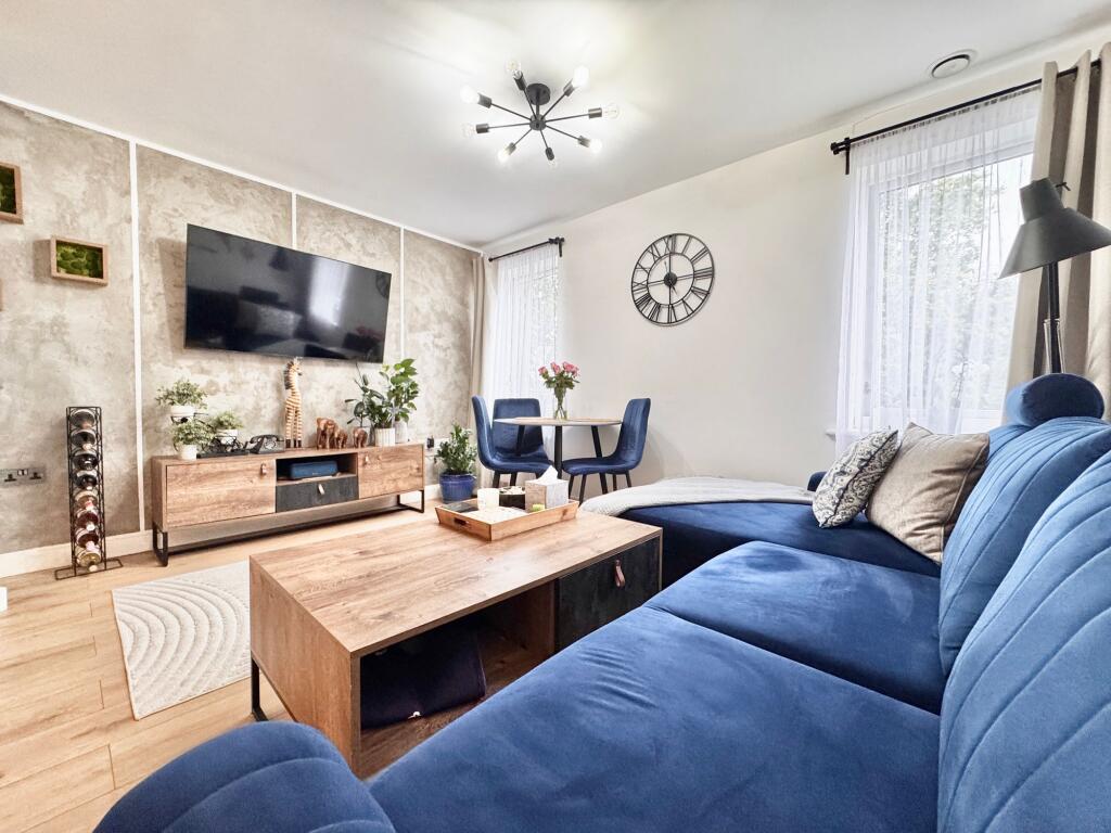 Apartment in Southampton - View 2