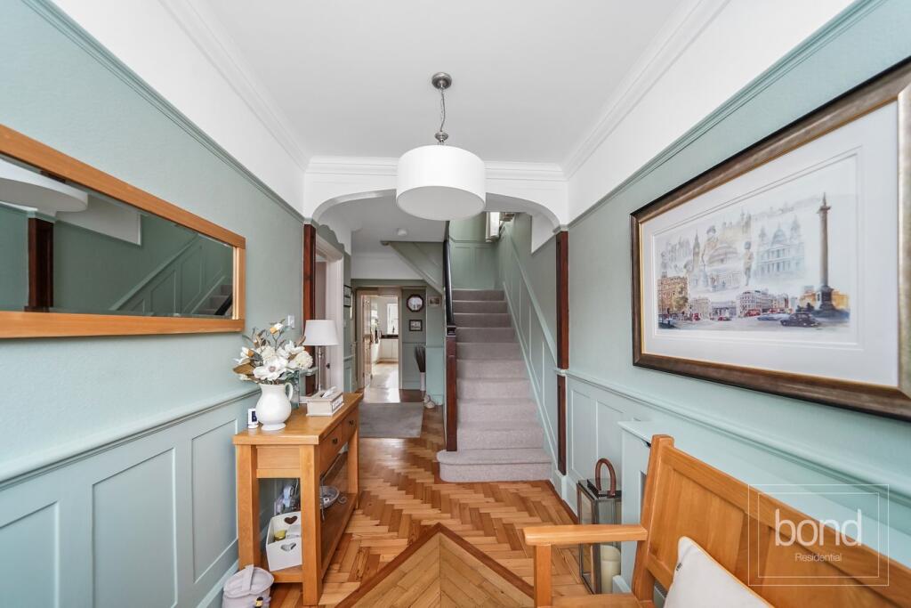 Hill Road, Chelmsford, CM2 - View 2
