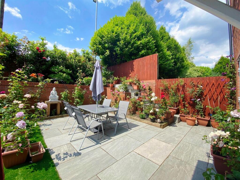 House in Bury, Pimhole, Gigg - More