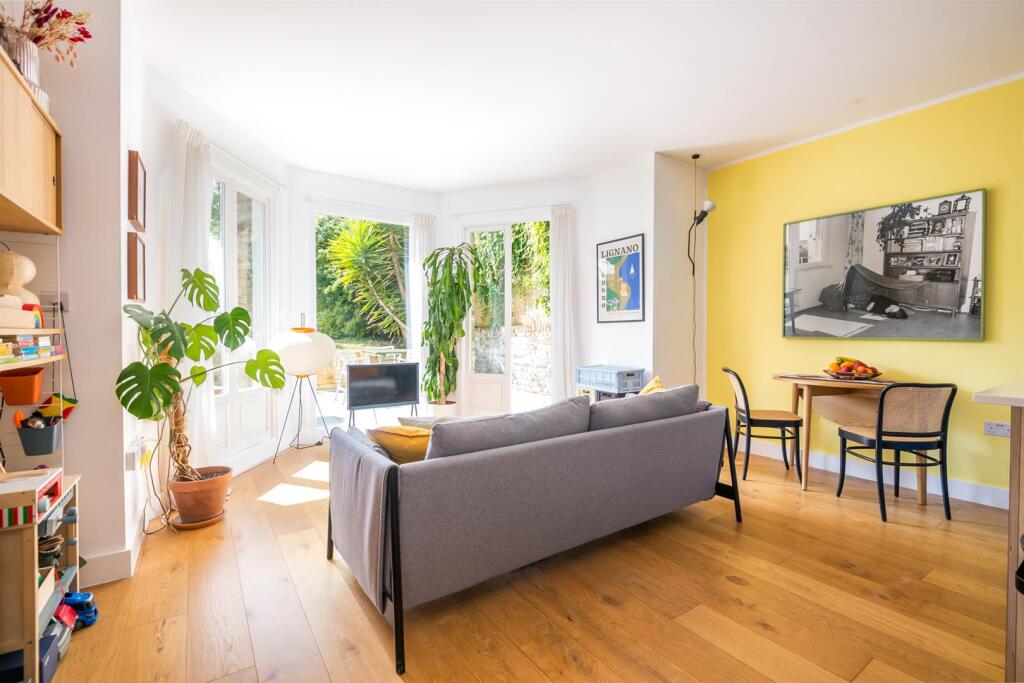 Grove Park, Camberwell, SE5 - View 4