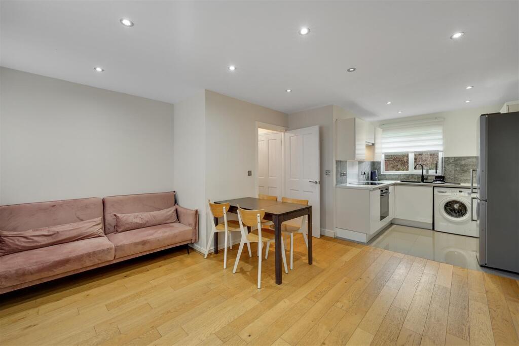 Main image of property: Manchester Court, Custom House, E16