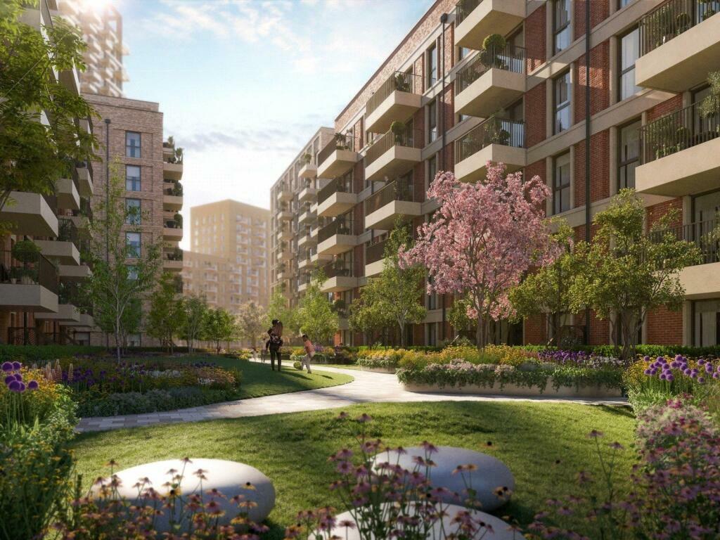Apartment in London, Blackwall - View 2