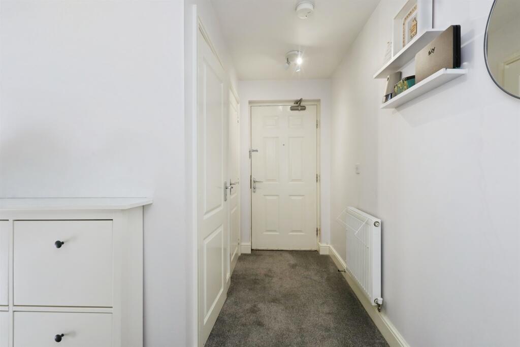 Reid Crescent, Hellingly, Hailsham photo 3