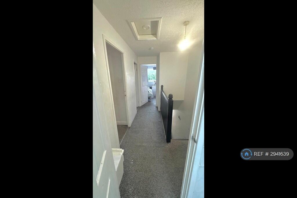 Main image of property: Lowbiggin, Newcastle Upon Tyne, NE5