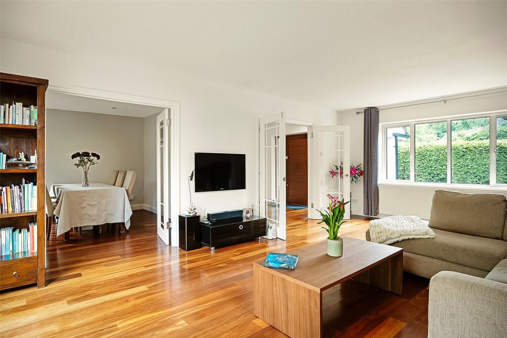 Lammas Lane, Esher, Surrey, KT10 – pohled 6