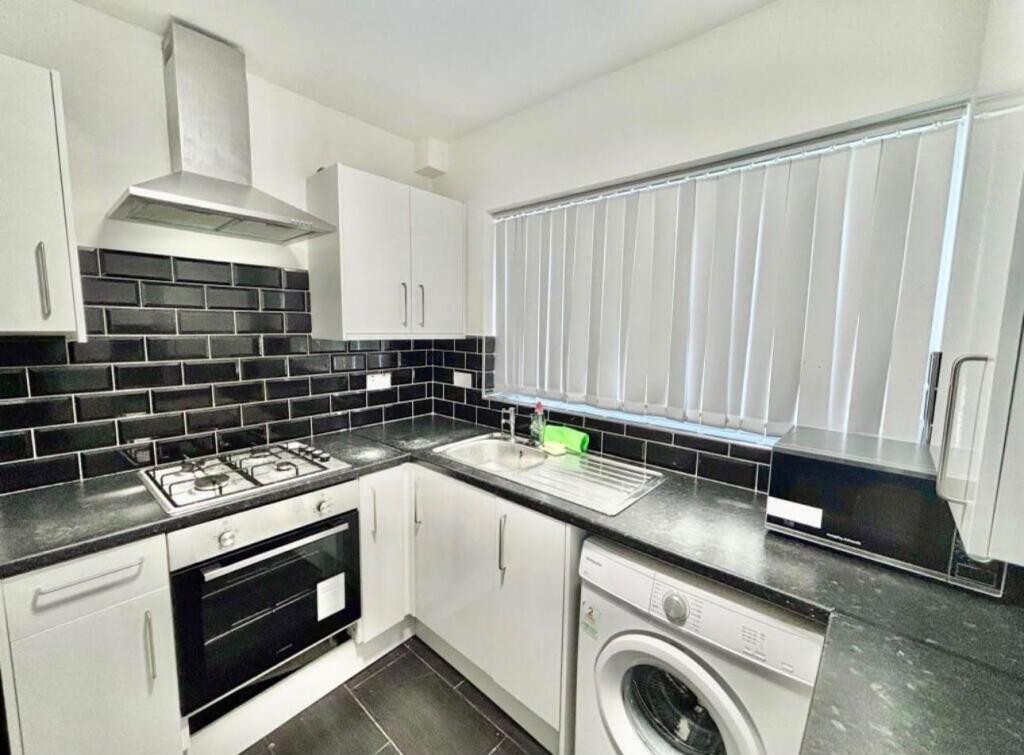 House in Stockton-on-Tees - View 5