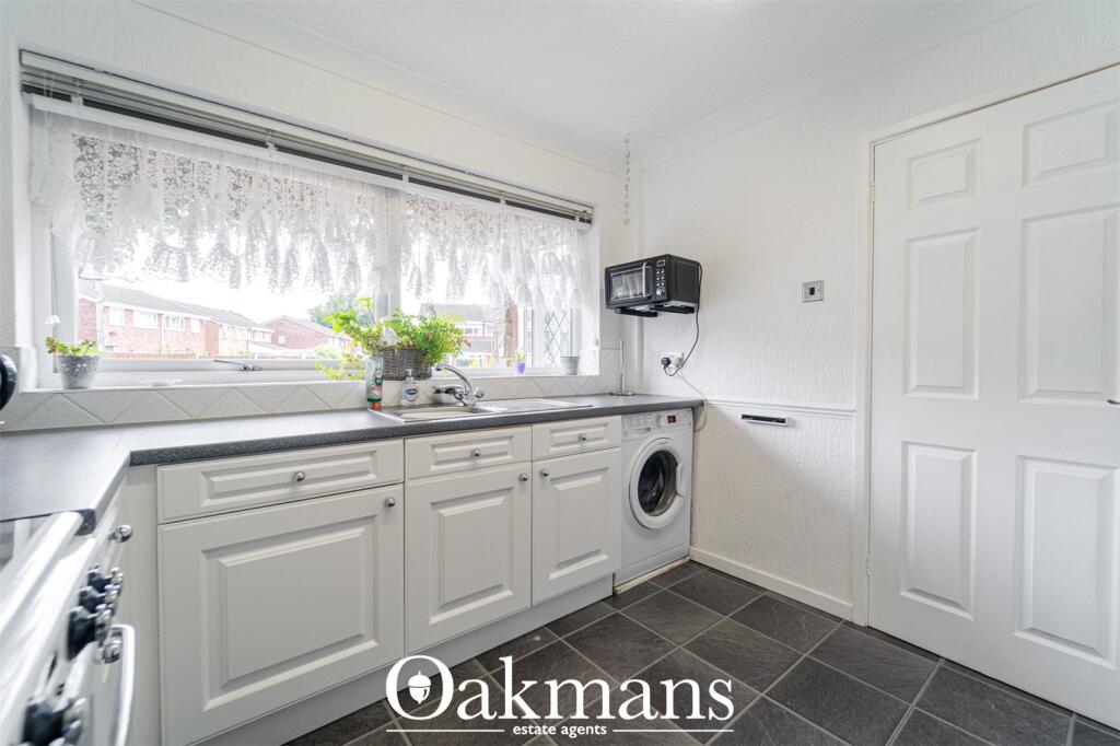 Watkins Gardens, Birmingham, B31 photo 4