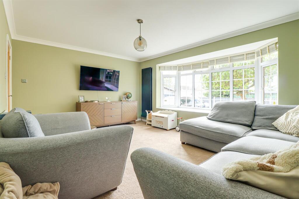 House in Southend-on-Sea - View 4