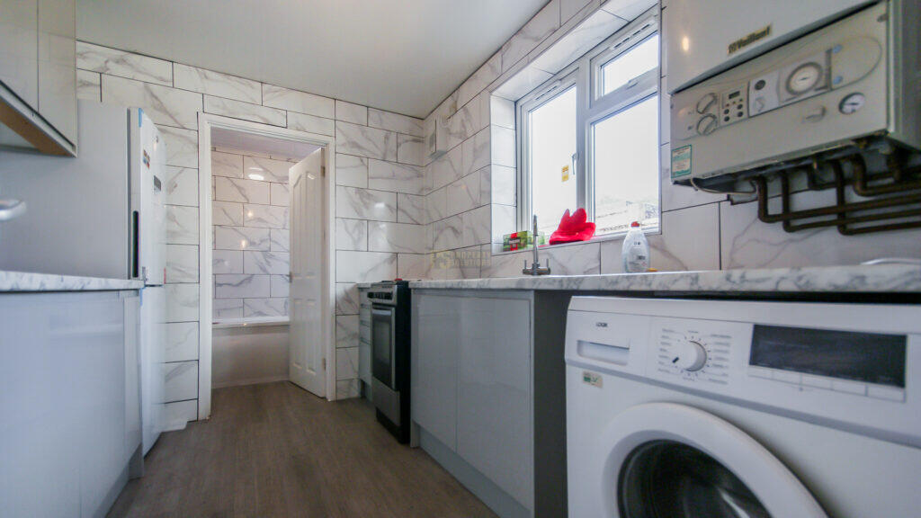 Main image of property: Tiverton Road, Selly Oak, Birmingham, B29 6BP