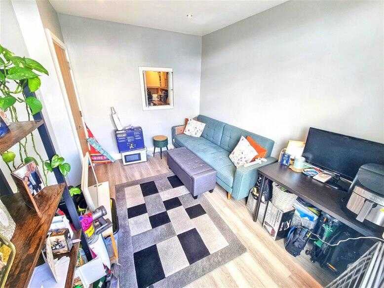 Apartment in London, Stratford - View 4