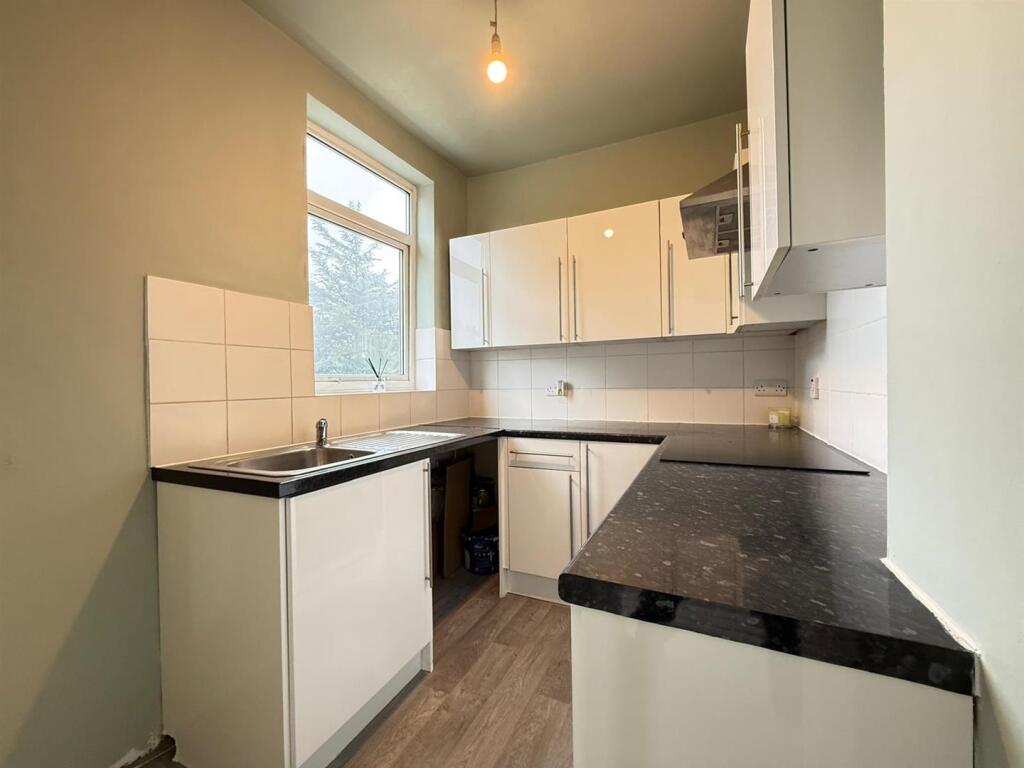 Apartment in London - View 4