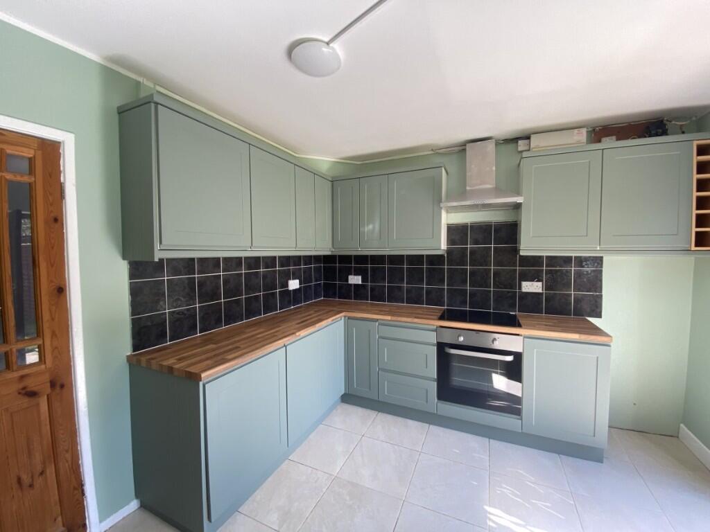 Main image of property: Oaks Road, Kenilworth, Warwickshire, CV8