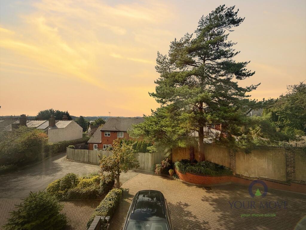 House in Dudley, West Midlands - View 3