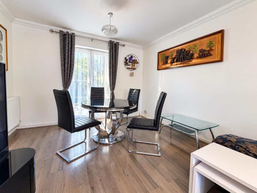 Rosgill Place, Eastfield, Northampton NN3 photo 4