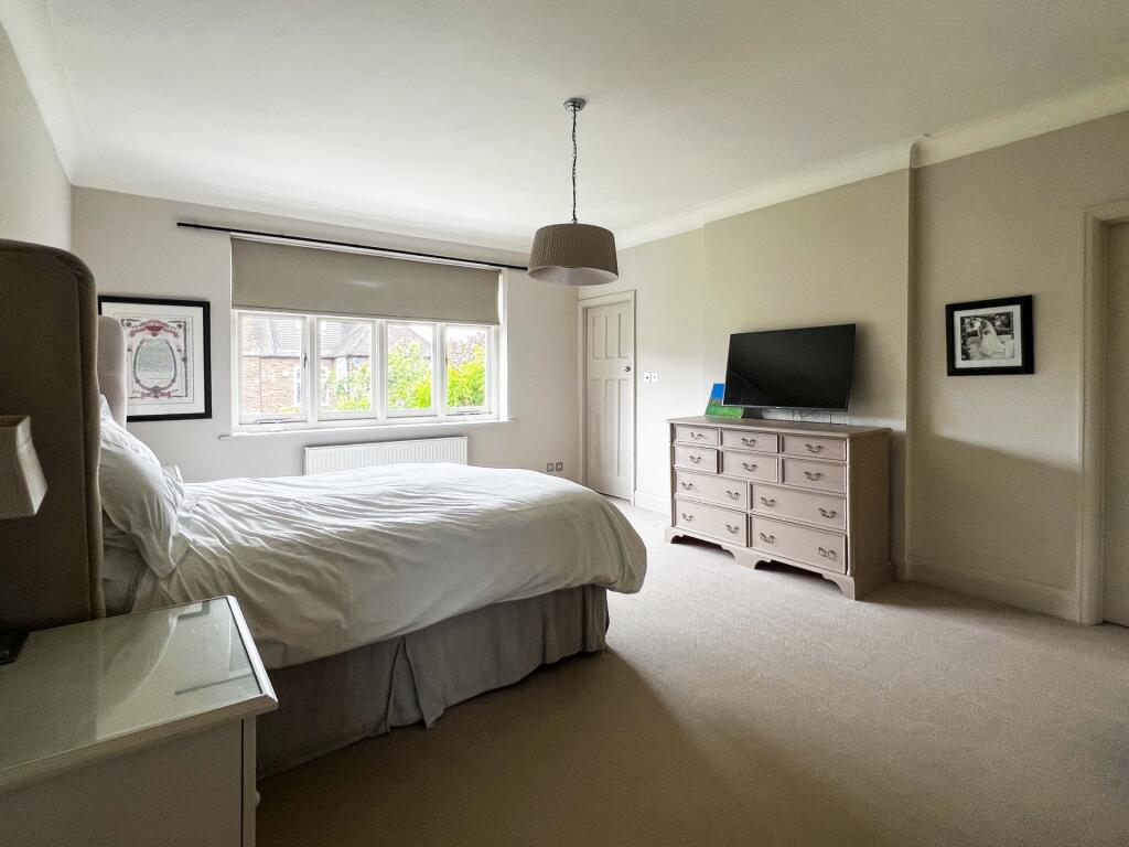 House in London - View 5