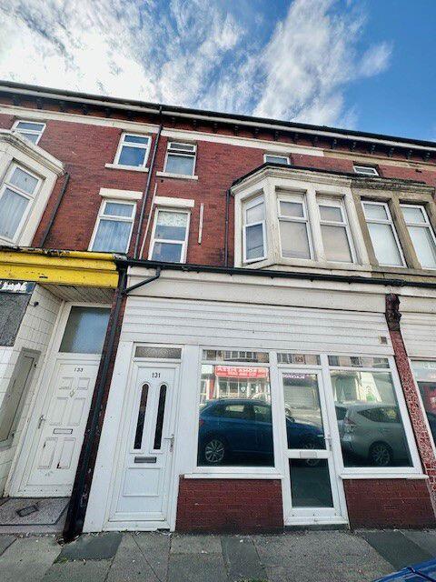 Studio house on Central Drive, Blackpool, Lancashire, FY1 5EE, £130,000