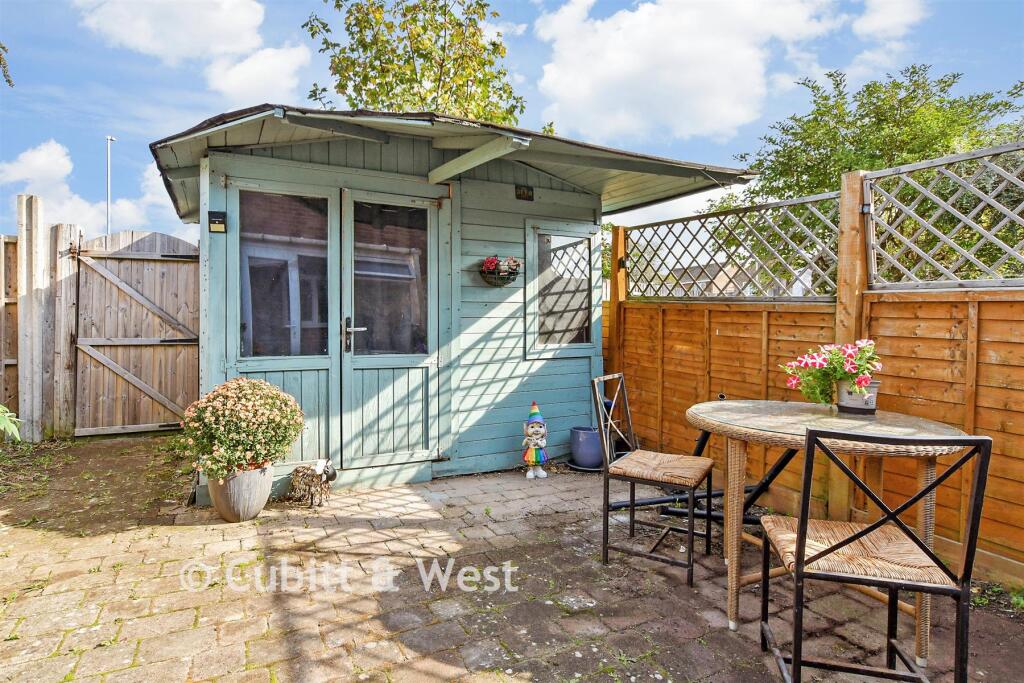 Pelham Close, Peacehaven, East Sussex