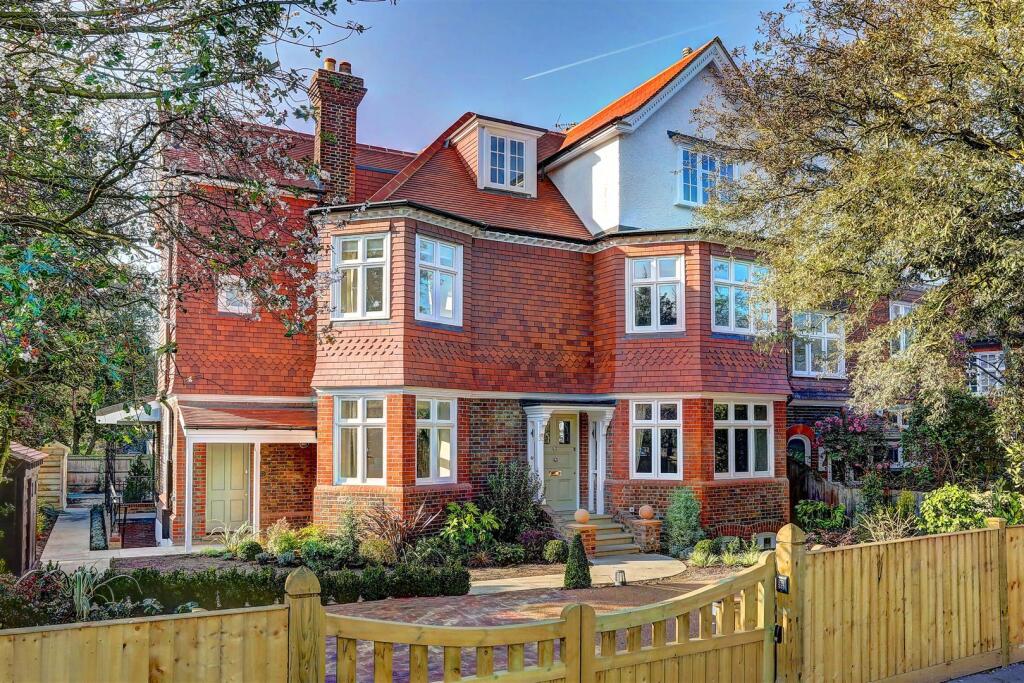 Main image of property: Lancaster Road, London