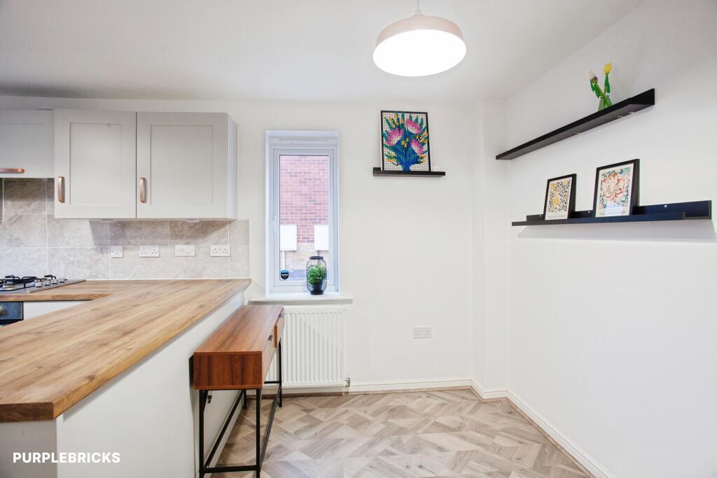 House in Rotherham, Dalton - View 5