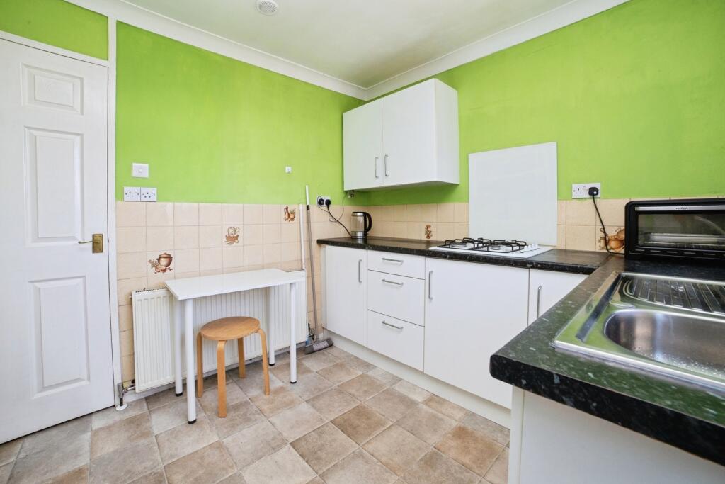 Roger Close, Sutton-in-Ashfield, Nottinghamshire, NG17 - View 4
