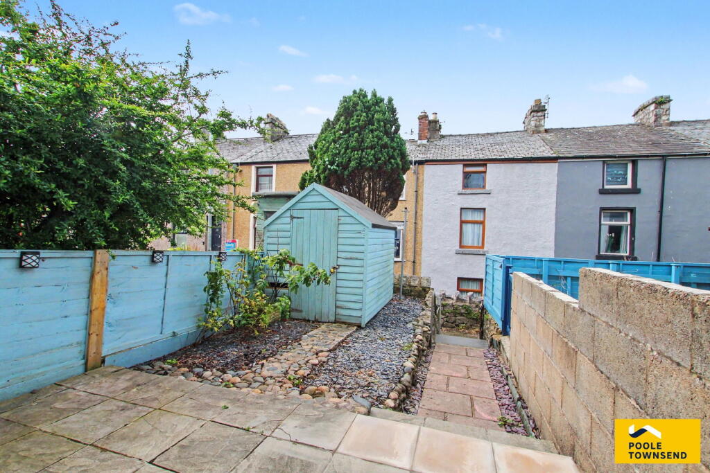 House in Lancaster, Dalton Town with Newton - View 2