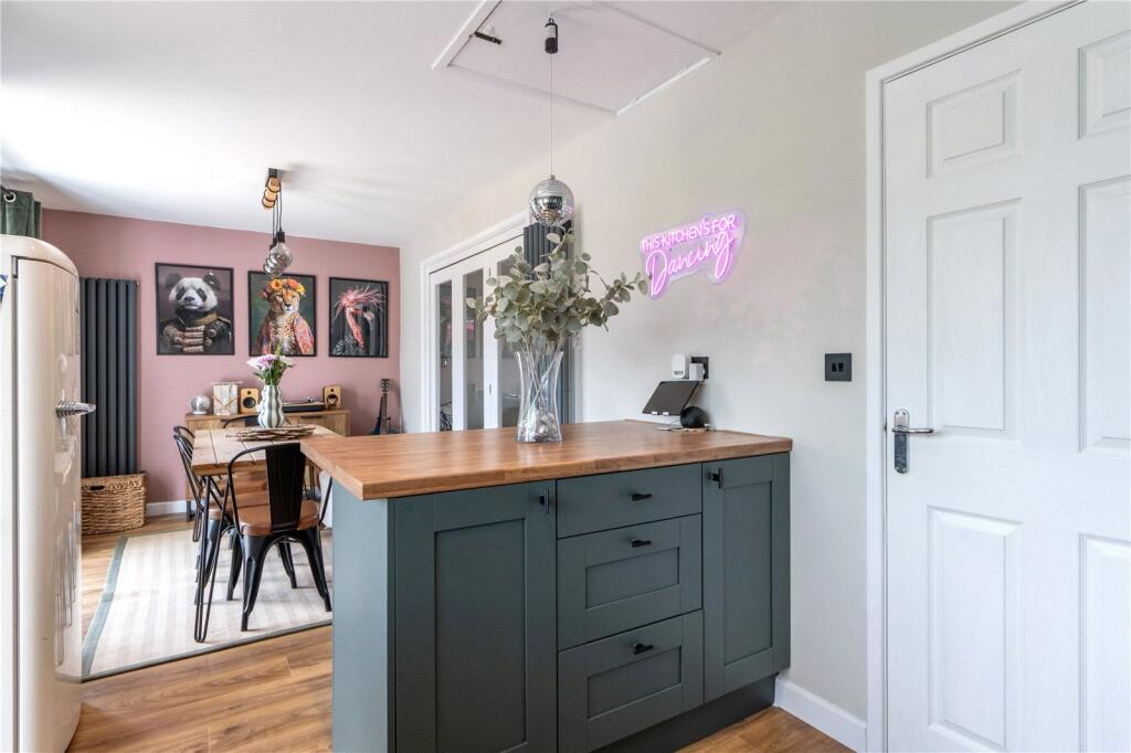 House in Taunton - View 4