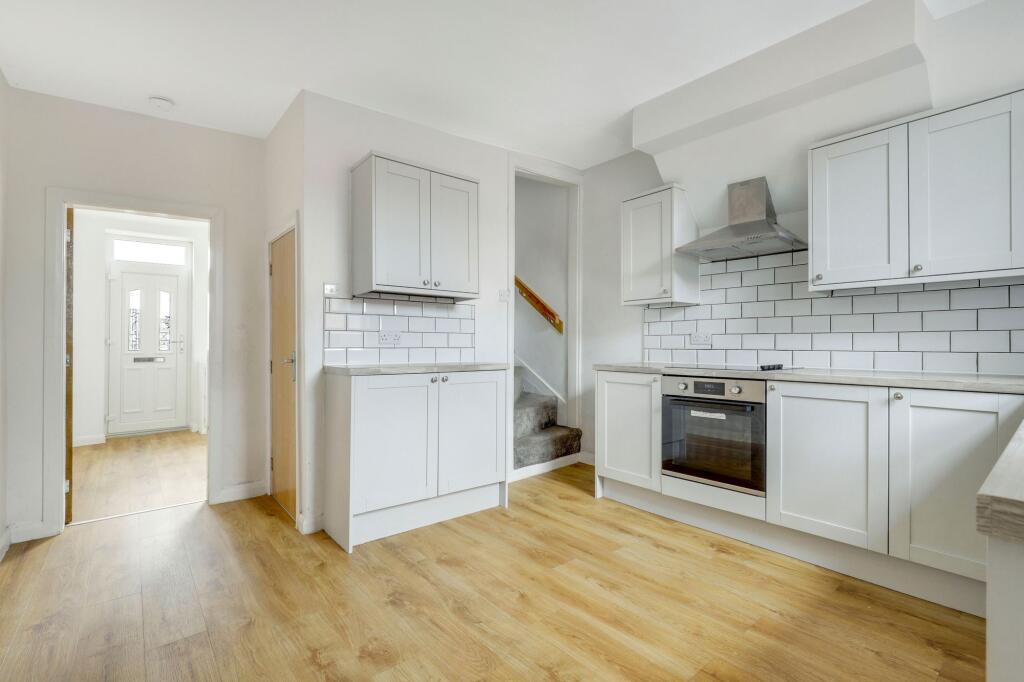 House in Ashfield, Titchfield, Hucknall - View 5