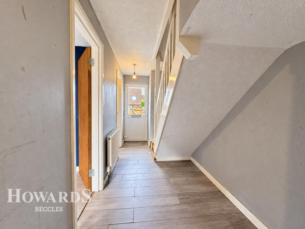 Carlford Court, Worlingham, Beccles photo 4