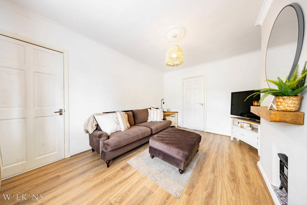 House in Tamworth, Staffordshire - View 3