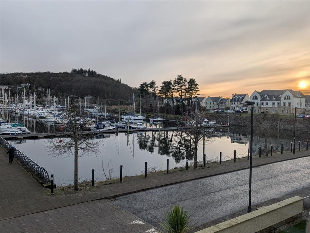 Harbour Square, Inverkip photo 4