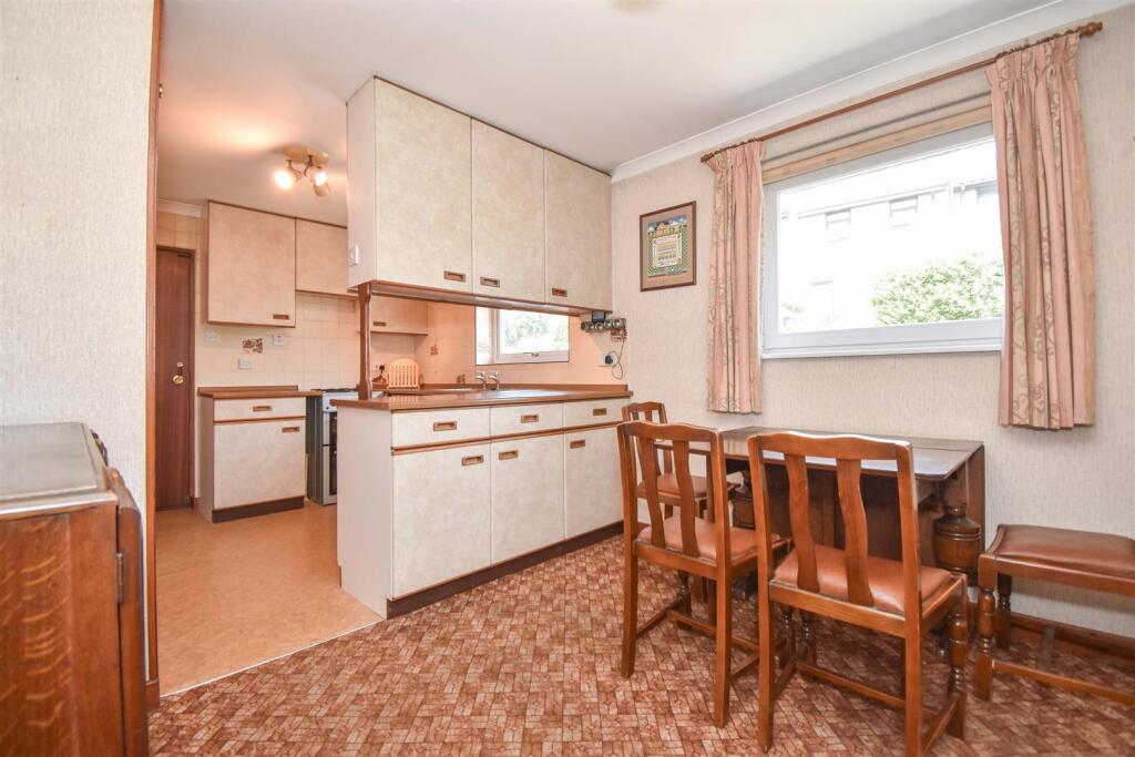 5, White Ox Way, Penrith photo 2
