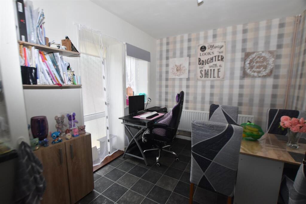 House in Bicester - View 5