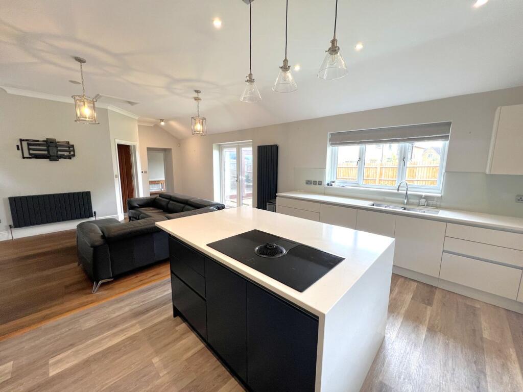 House in Milton Keynes - View 4