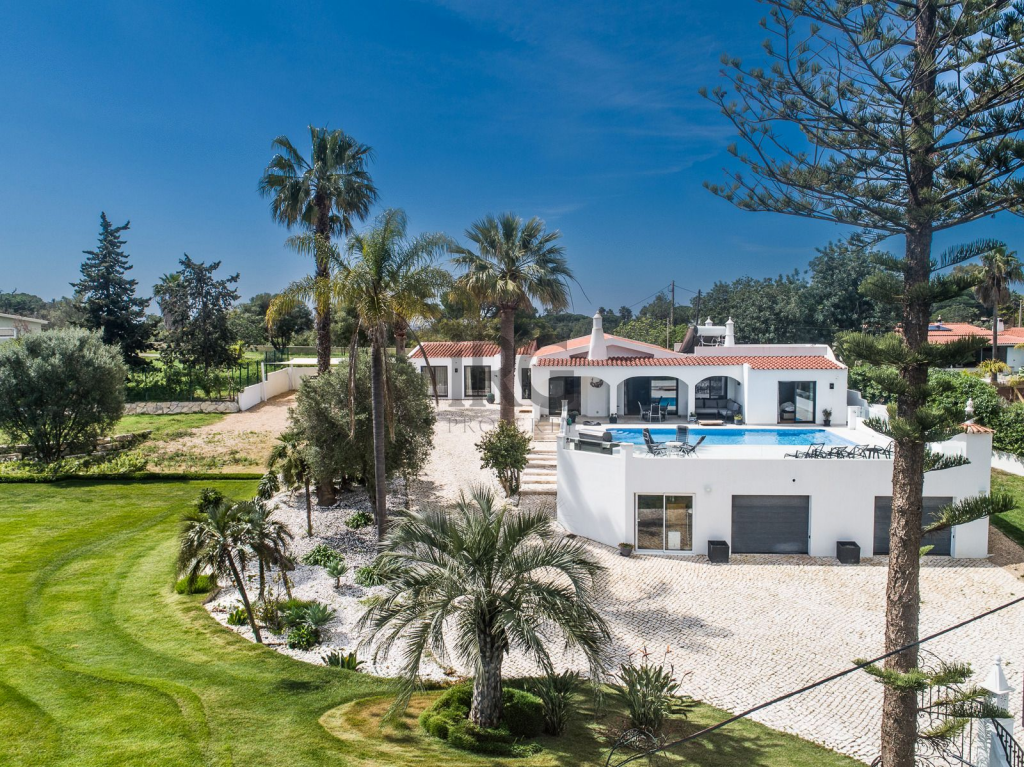 Main image of property: Algarve, Almancil