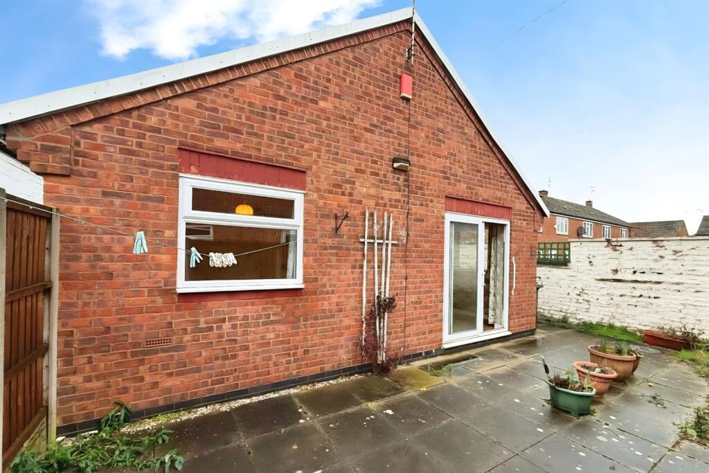 Main image of property: 2 Matthew Thomas Court, Beeston, NG9 2FL