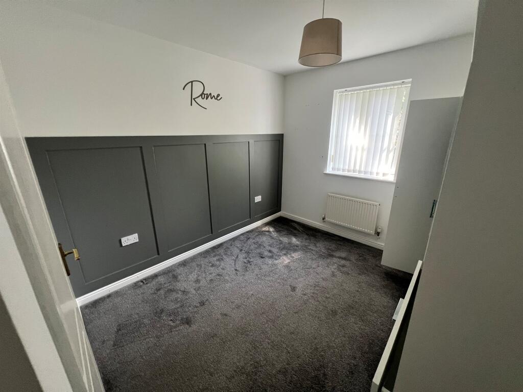 House in Cardiff, St Mellons, Trowbridge - View 6