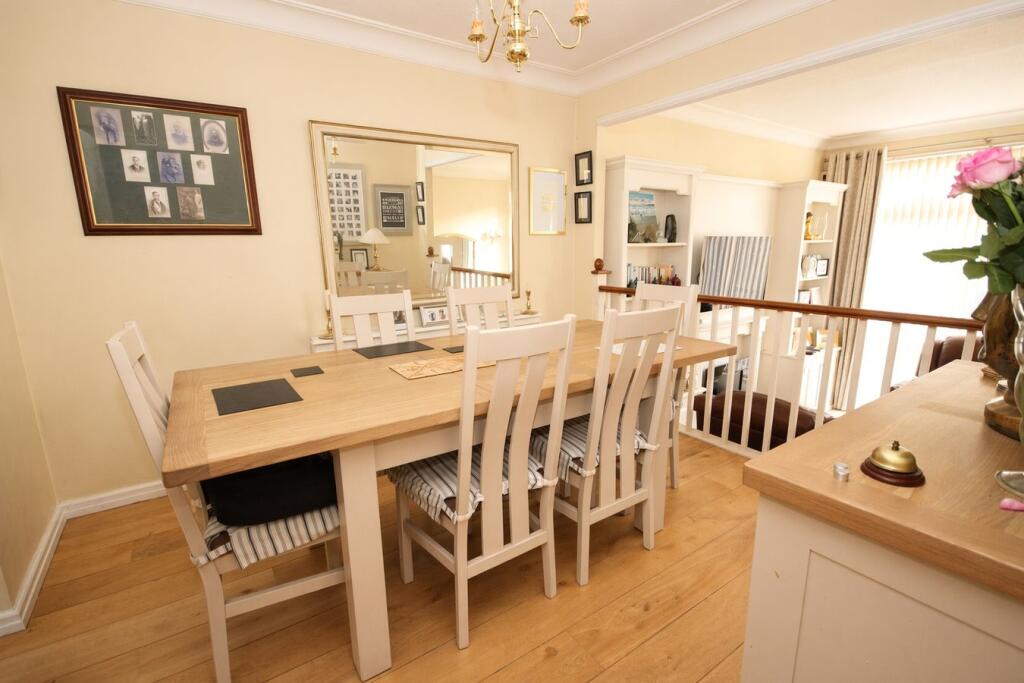46 The Avenue, BRANKSOME PARK, POOLE, BH13 photo 4